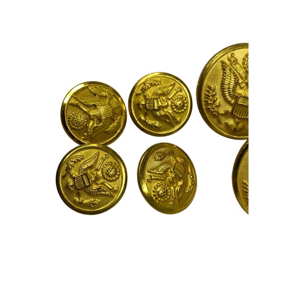 Vintage Military Brass Eagle Buttons Set Of 8 With Raised Design & Shank Backs - Picture 3 of 9